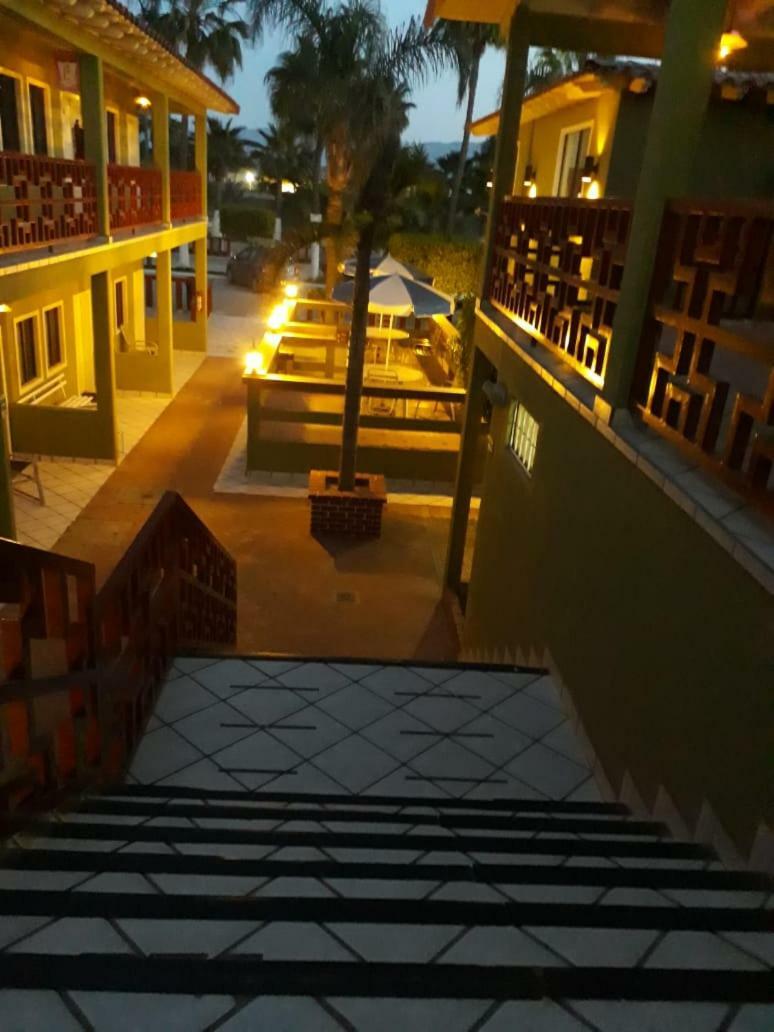 אנסנאדה Hotel Azteca Inn מראה חיצוני תמונה